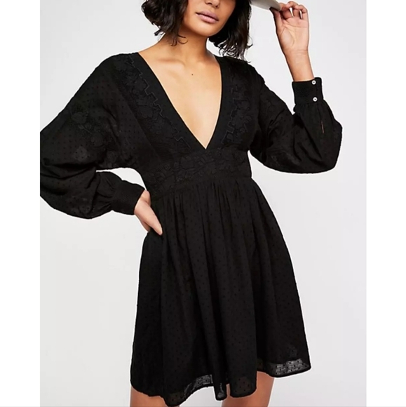 Free People Dresses & Skirts - Free People Sugarpie Sexy Black Cotton Swissdot Embroidered Mini Dress Size XS.